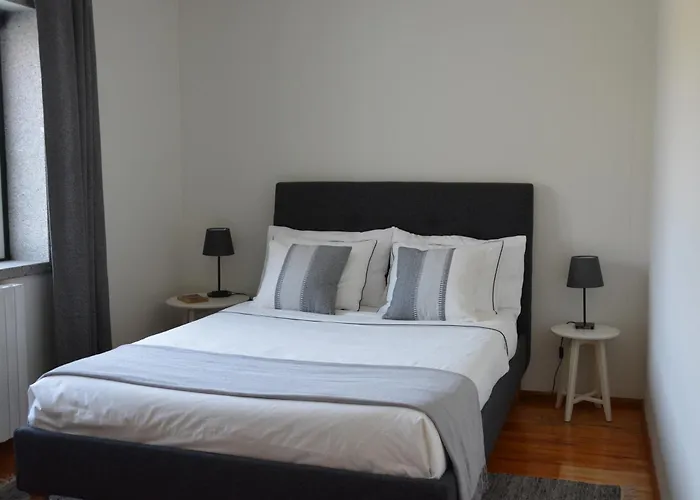 Casa Da Regadinha * Muxagata (Fornos de Algodres)